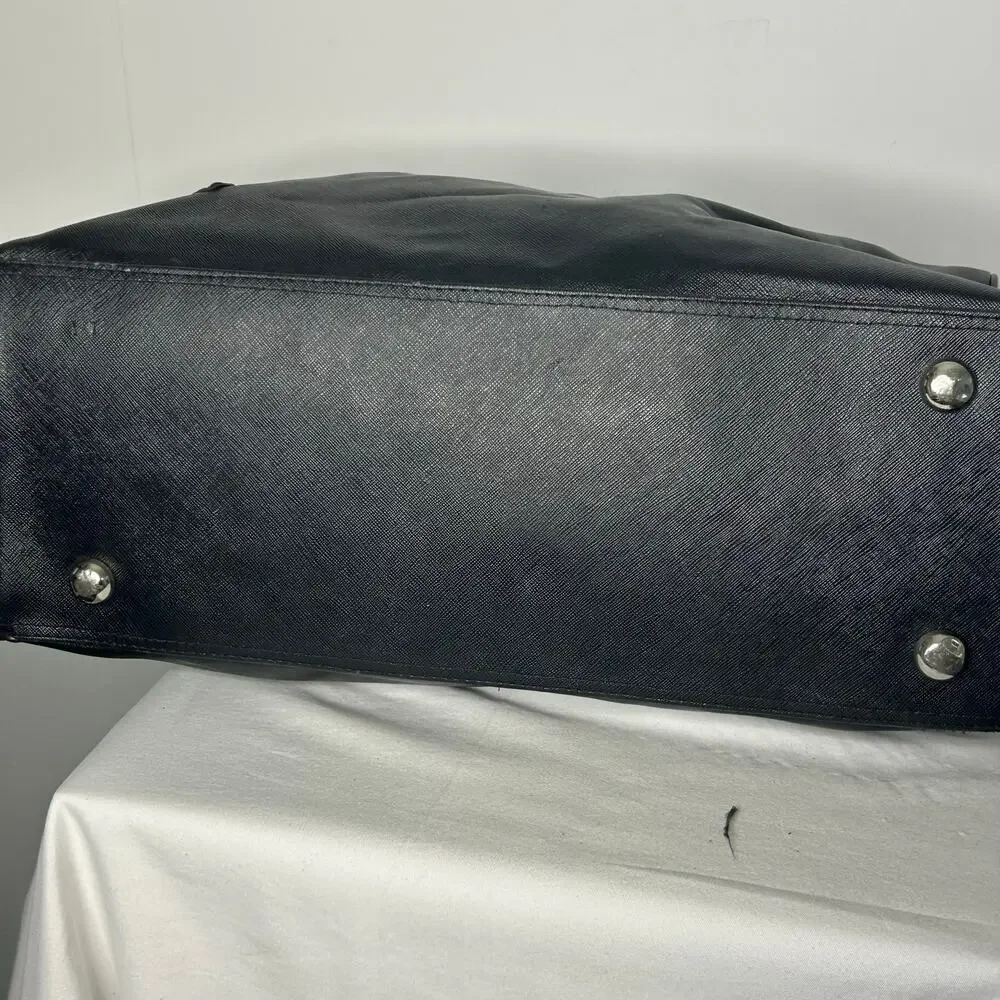 GUESS Black Weekender Travel Tote Overnight Duffel Carry On Shoe Compartment